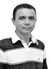 Foto de DETEVAL BRANDAO BASTOS