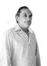 Foto de ROBERTO DA SILVA MAGALHAES