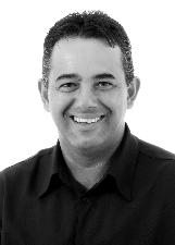 Foto de IRON MENDES FERREIRA