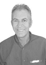 Foto de MANOEL ROBERTO VALERIANO FERNANDES