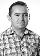 Foto de ALDENI GILSON DE CARVALHO
