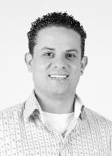 Foto de MILTON DA SILVA JUNIOR