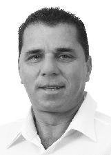 Foto de VALDERLY CAETANO PINHEIRO