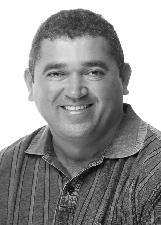 Foto de ADERI BERNARDINO DE SOUZA