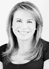 Foto de MARIA TERESA SAENZ SURITA GUIMARÂES