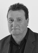 Foto de VALNUR CURTINAZ RUSZKOWSKI