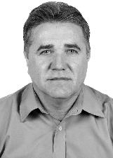 Foto de ADOLAR HUBNER