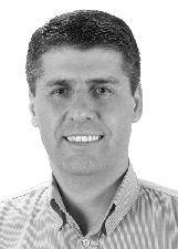 Foto de ORIVALDO APARECIDO MAGALHÃES