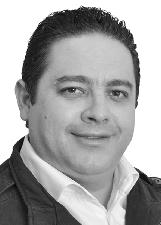 Foto de RAUL SILVEIRA BUENO JUNIOR