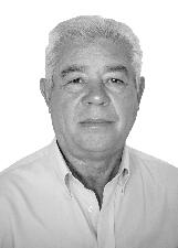 Foto de DERMEVAL ALICRIM DOURADO