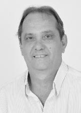 Foto de DJAIR BEDORE FIORINI