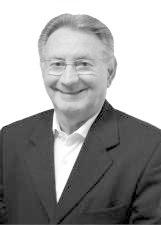 Foto de ULYSSES MÁRIO TASSINARI