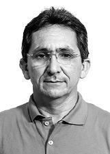Foto de CESAR IZOROARTE DA SILVA