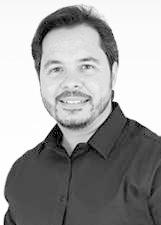 Foto de ARI GONÇALVES FILHO