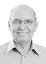 Foto de CLAUDIO MANOEL DAVILA