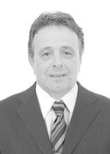 Foto de Sinval de Oliveira