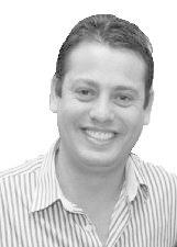 Foto de RIVAIR SOARES LEITE