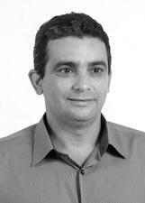 Foto de FELIQUES HENRIQUE DE OLIVEIRA