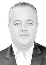 Foto de DEOCLECIO MARTINS DE ABREU FILHO