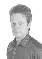 Foto de MILTON GOMES
