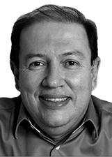 Foto de CARLOS NAVES DE RESENDE