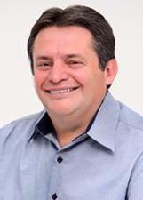 Foto de AIRES VICENTE TOMAZONI