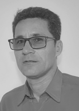 Foto de LUIZ LIBERMAN ENES DE MELO