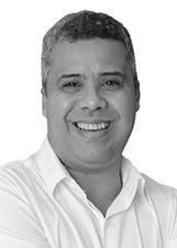 Foto de Reinan Cedro de Oliveira