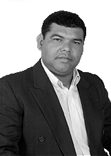 Foto de ELIAS VIVEIROS DOS SANTOS