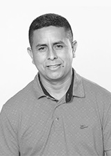 Foto de UELES BASILIO SAMINEZ