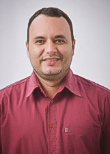 Foto de VANDER LUIZ  ALVES DE OLIVEIRA