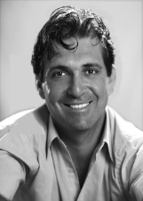 Foto de JENNER DE CASTRO QUINTÃO