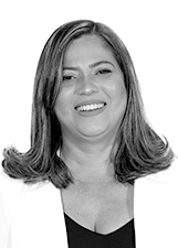 Foto de ADRIANA BARBOSA DE ALMEIDA