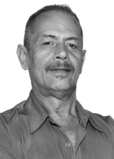 Foto de DERMEVAL GUSMAO