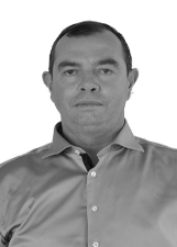 Foto de CLÁUDIO MANZAN DE OLIVEIRA