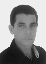 Foto de UIVLER DA SILVA FERREIRA