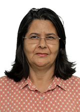 Foto de DIVINA CANHETE