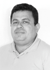 Foto de RUINEY GARÇON MENDES
