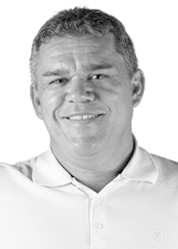 Foto de HERMES MANGUEIRA DINIZ FILHO