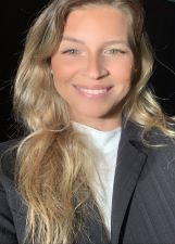Foto de NICOLLE CALHEIROS CAHET