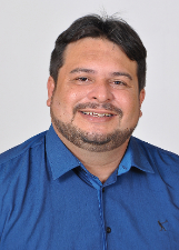 Foto de LAERTE FIGUEIREDO DA SILVEIRA