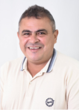 Foto de CHARLES DE GAULE BARROS DE HOLANDA