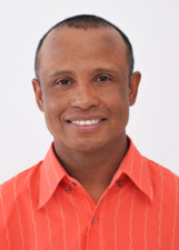 Foto de LAUDERI RODRIGUES