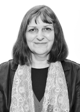 Foto de URSULA FRIEDA NEUFELD JANZEN