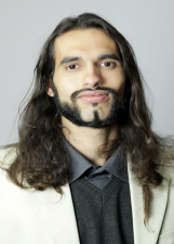 Foto de LEONARDO MULLER ROXO