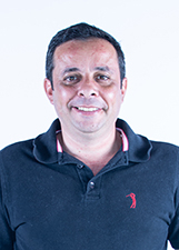 Foto de GEORGE DI FLORA DE OLIVEIRA