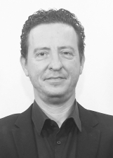 Foto de ANDERSON DE MARTINO