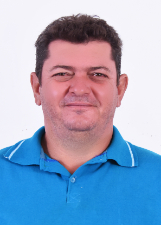 Foto de ALCIDES FLORES CAPORALINO
