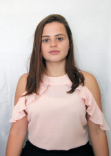 Foto de NICOLE STHEFANI MIQUELAN