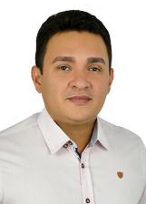 Foto de DIVINO ALVES MASCARENHAS